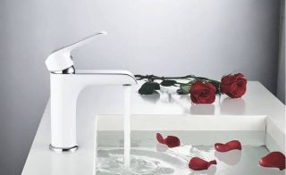 Смеситель для раковины Rose R2101F белый/хром