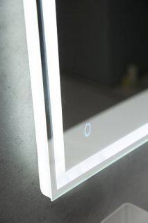 Зеркало BelBagno с LED-подсветкой и сенсорным управлением SPC-GRT-900-800-LED-TCH