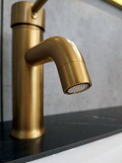 Смеситель для раковины AltroBagno Metropoli 0134 OrSp