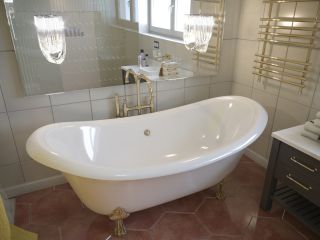 Ванна из искусственного камня AquaStone Лиона 190x86см ножки бронза