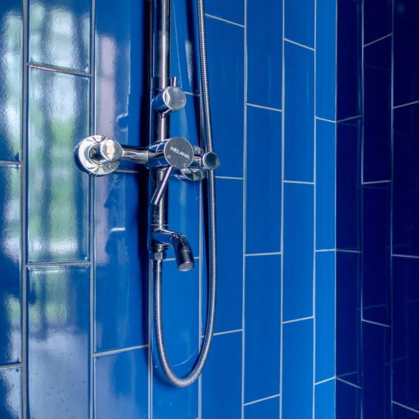 Душевая стойка Melana MELANA-F1001P хром