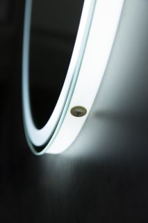 Зеркало BelBagno с LED-подсветкой и кнопочным управлением SPC-VST-600-800-LED-BTN
