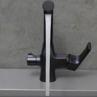 Смеситель для кухни Lemark Ursus LM7258BL с подключением к фильтру с питьевой водой чёрный