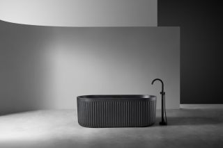 Ванна из искусственного камня ABBER Stuttgart AM9925B 170x75см чёрный матовый